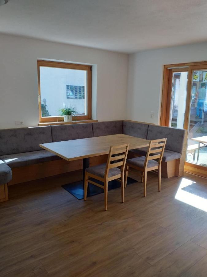 Großzügiges Apartment Georg Mayrhofen Hollenzen Exterior foto